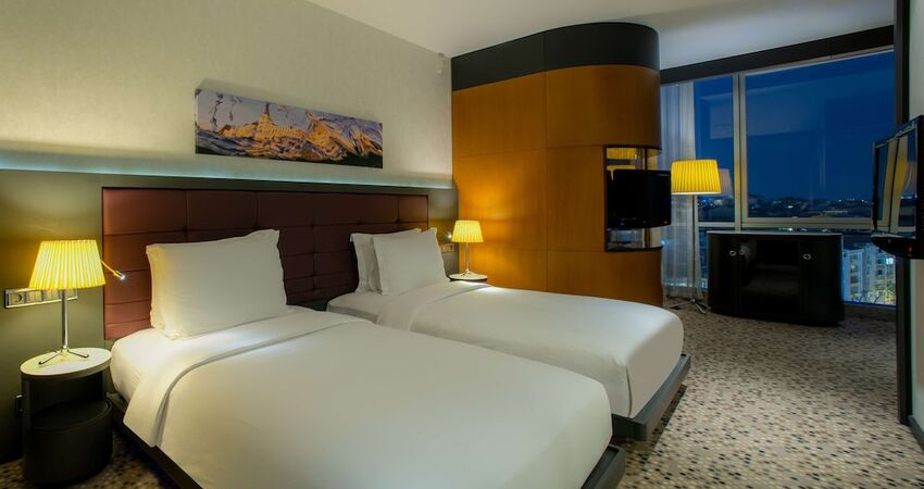 Doubletree by Hilton Moda