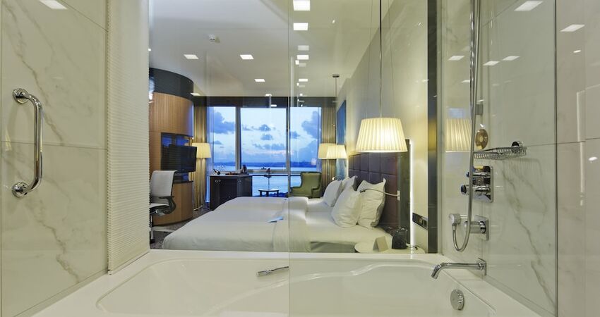 Doubletree by Hilton Moda