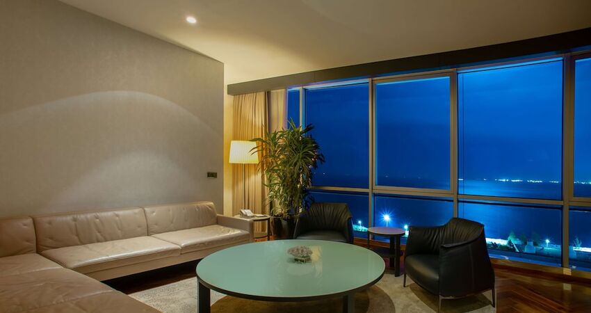 Doubletree by Hilton Moda