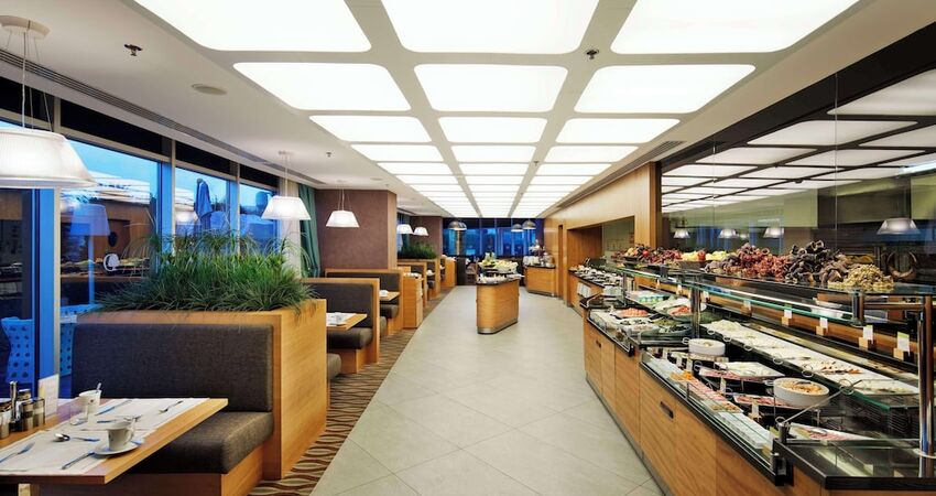 Doubletree by Hilton Moda