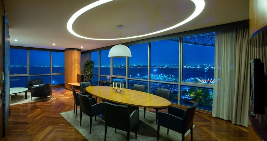 Doubletree by Hilton Moda