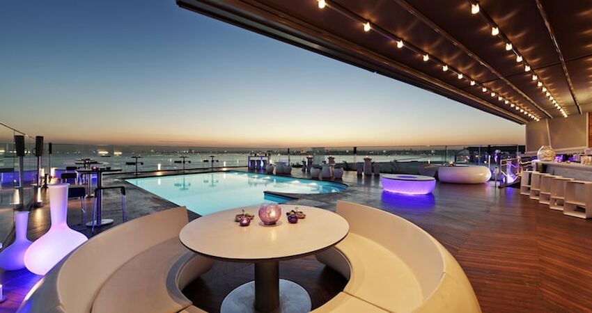 Doubletree by Hilton Moda