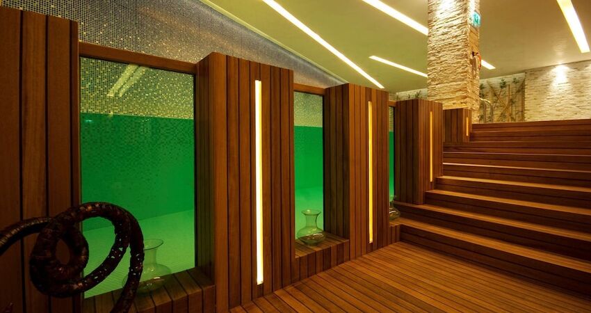 Doubletree by Hilton Moda