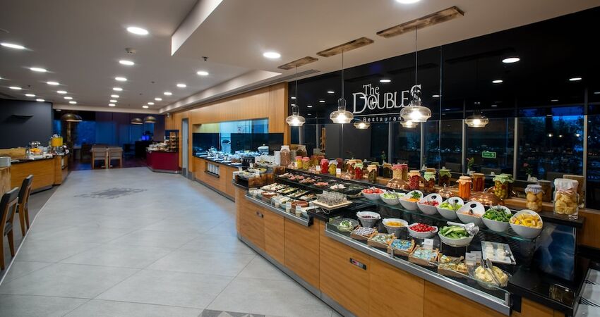 Doubletree by Hilton Moda