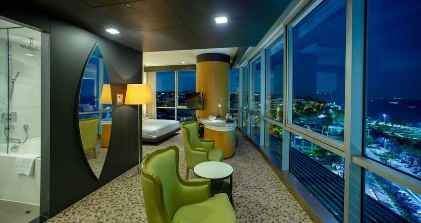 Doubletree by Hilton Moda