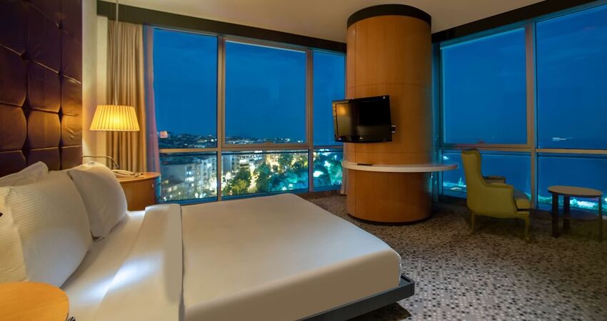 Doubletree by Hilton Moda