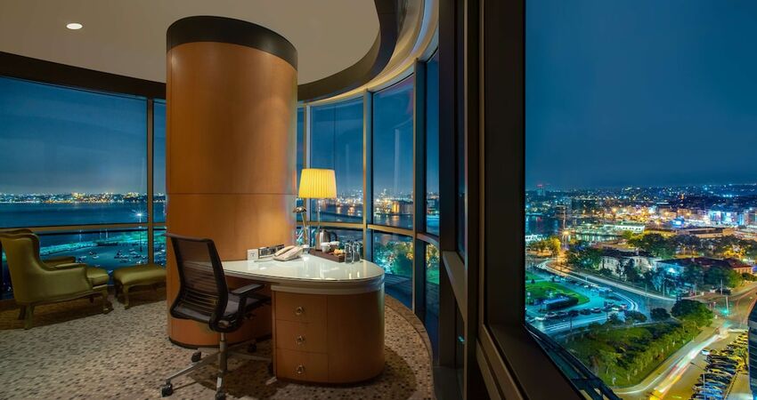 Doubletree by Hilton Moda