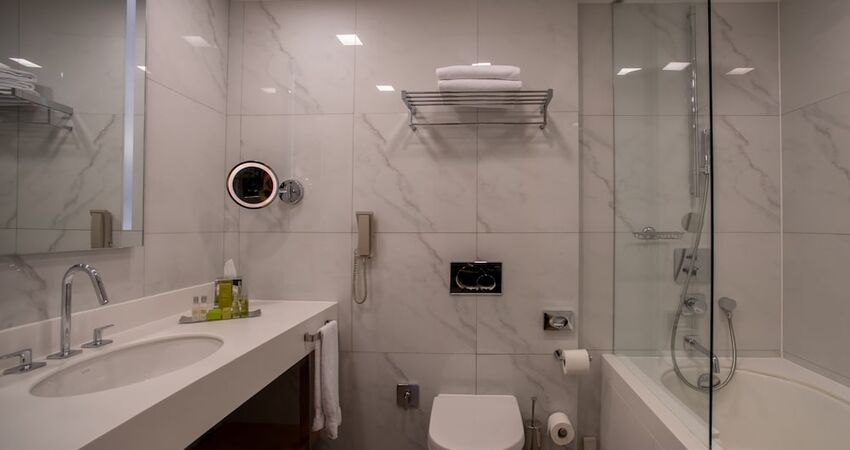 Doubletree by Hilton Moda