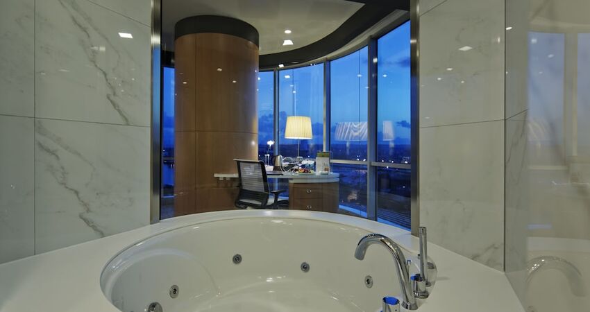 Doubletree by Hilton Moda