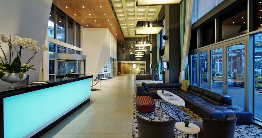 Doubletree by Hilton Moda